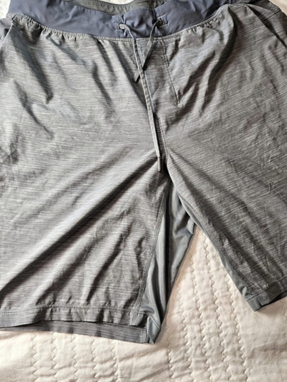 Lululemon Pace Breaker Short Men's Gray Flat Front Shorts